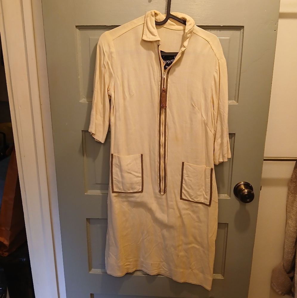 Vintage ILGWU Cream Zip-Up Dress with Pockets